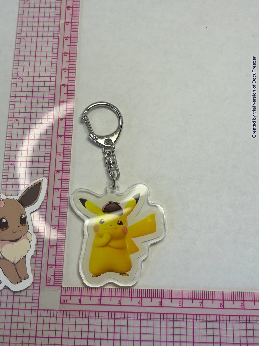 Pronto Pokemon Acrylic Keychain Detective Pikachu